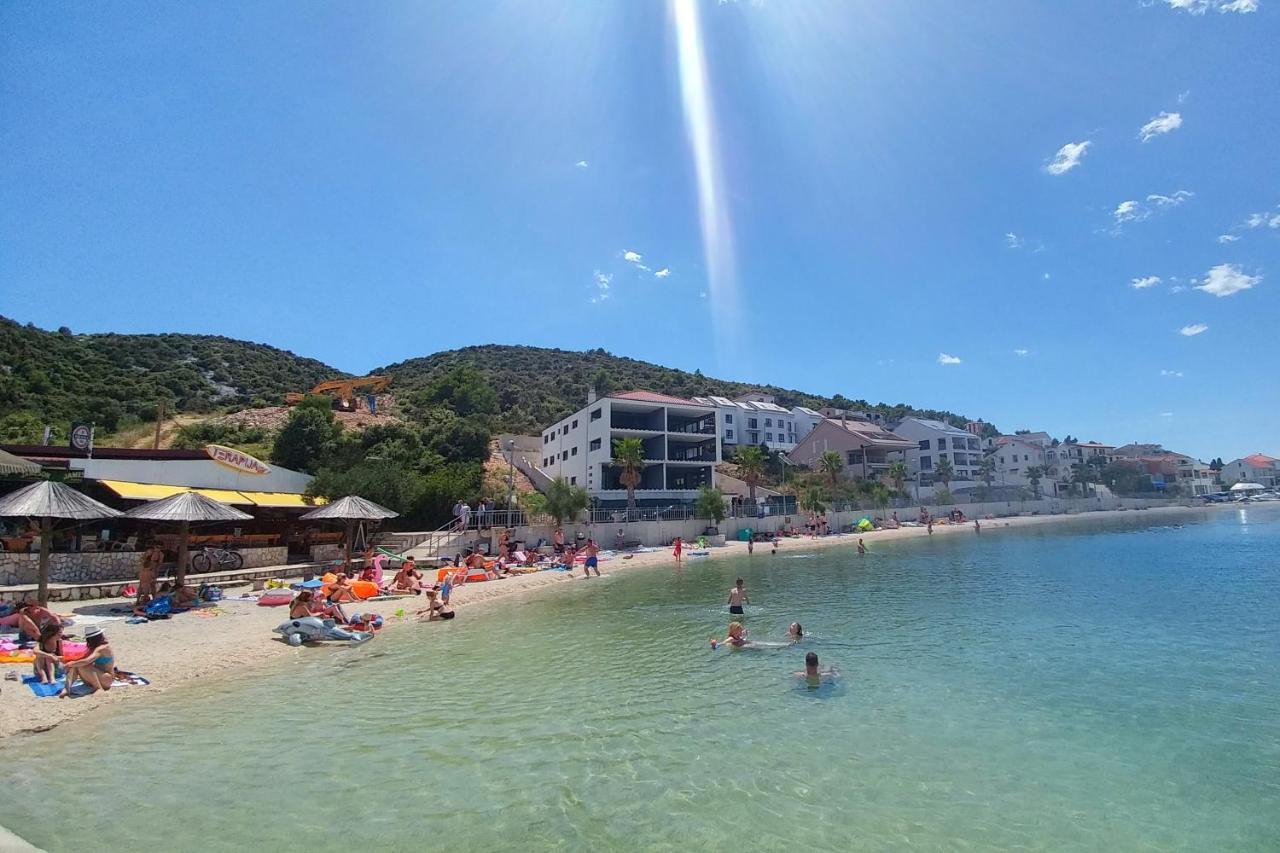 Apartments And Rooms With Parking Space Marina, Trogir - 5953 Eksteriør billede
